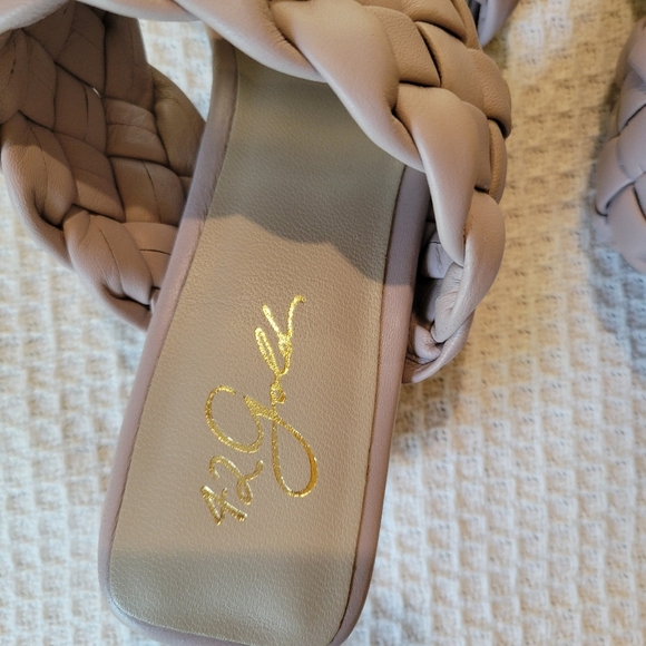 42 Gold Elegant Women's Braided Sandals - Cream - Picture 11 of 11